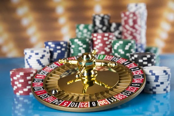 erek 94 Texas Poker mobile app showing player action and pot odds